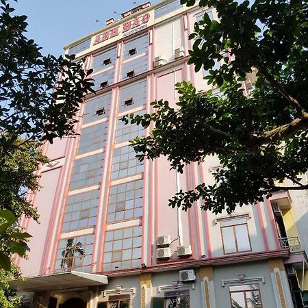 Khách sạn Anh Đào Phu Ly Esterno foto